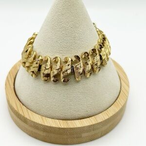 Vintage Monet Matte Gold Tone Wavy Textured Quality Rare Safety Chain Bracelet